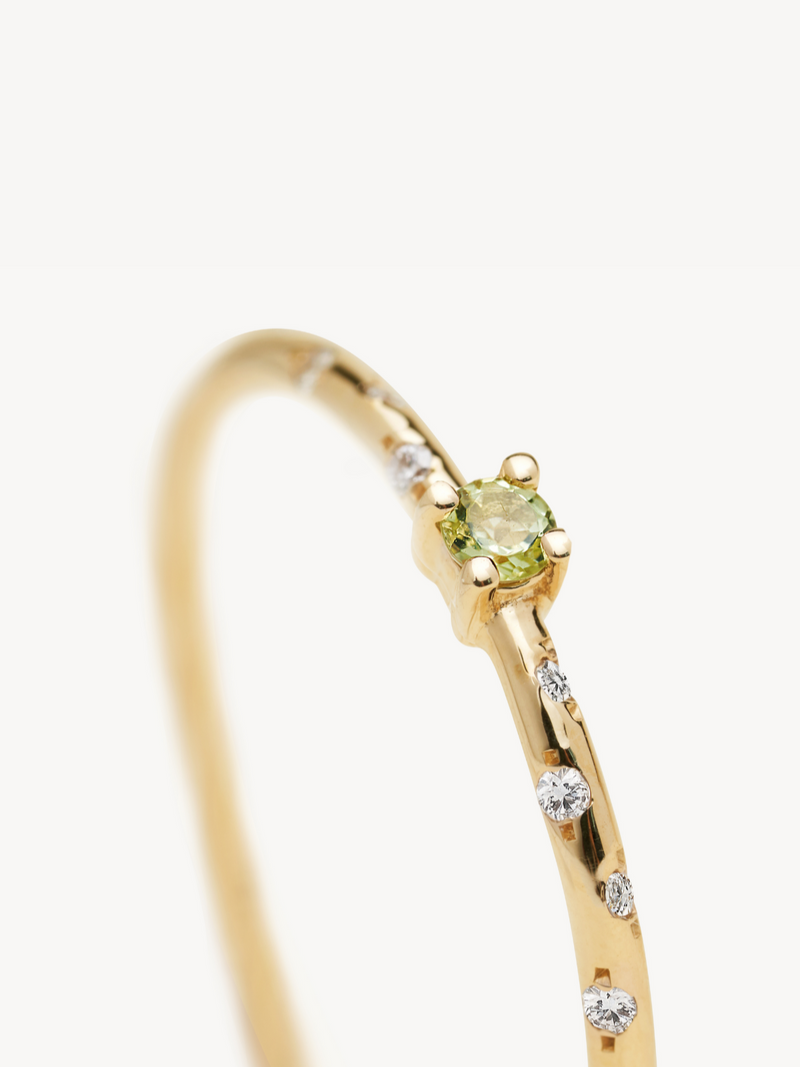 Dainty Starry Peridot Ring