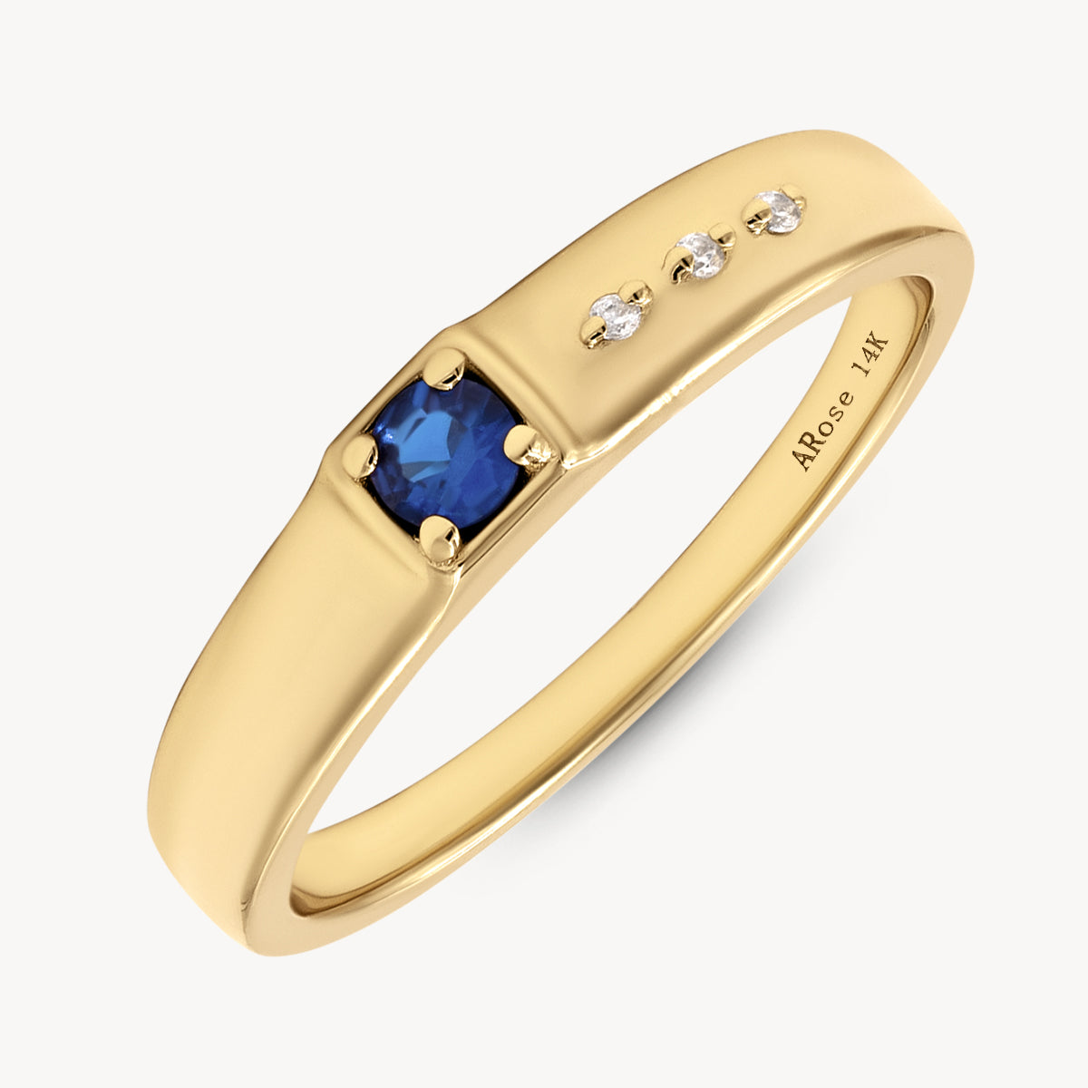 Audry Sapphire Ring