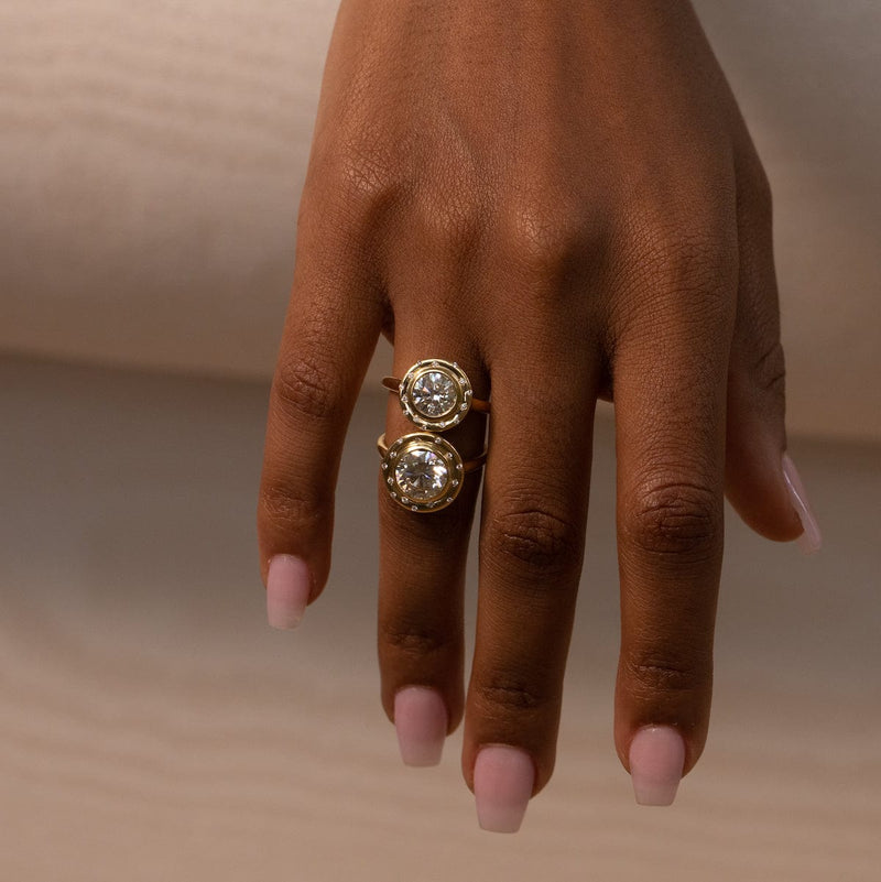 18k 2.01ct GIA Round I/SI1 Ethically Mined Spotlight Ring