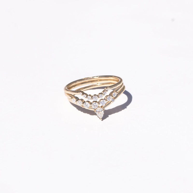 Pear Diamond Arch Ring