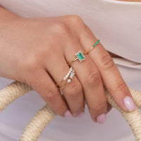 Starry Frame Emerald Ring