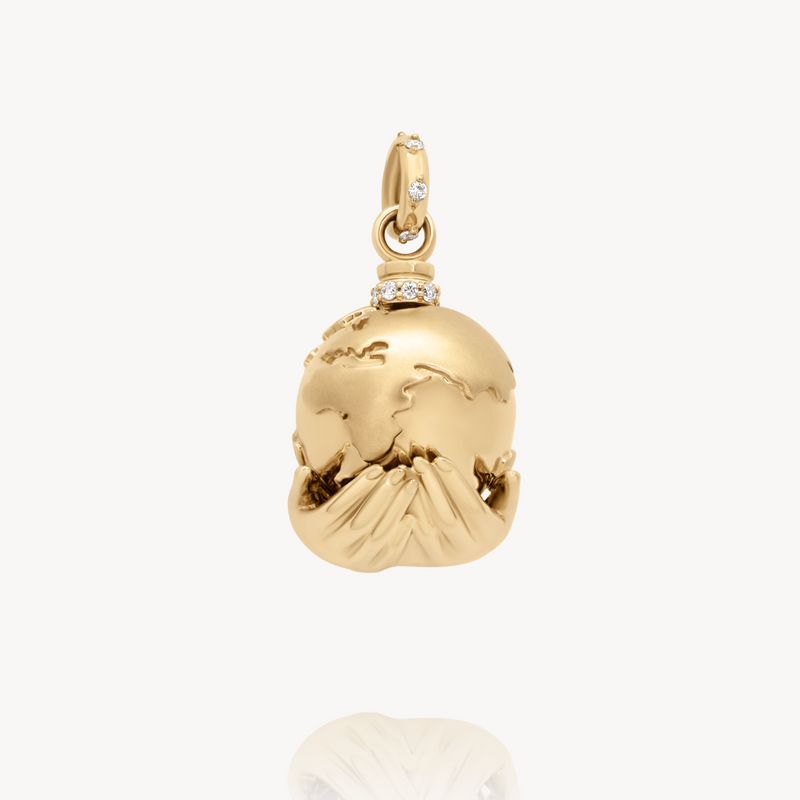 The World's Yours Pendant