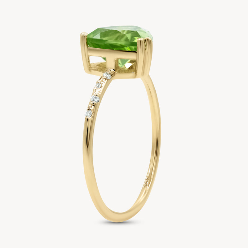 Starry Peridot Trillion Ring