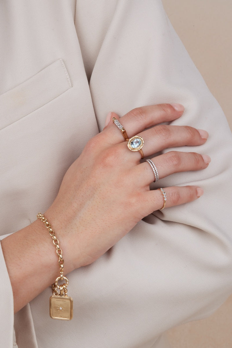 Aquamarine Oval Spotlight Ring