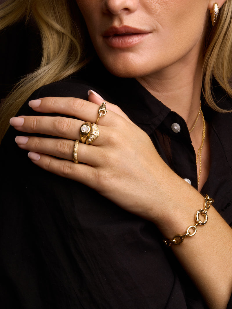 Armach White Diamond Signet Ring