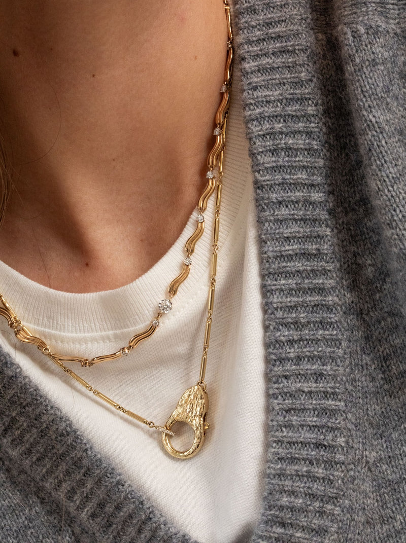 Wavy Diamond Necklace