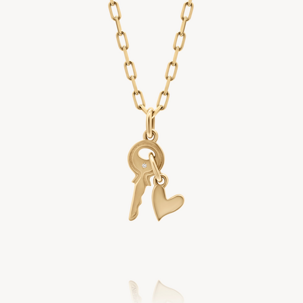 Vintage popular 14k Yellow gold Key to my Heart Necklace Pendant