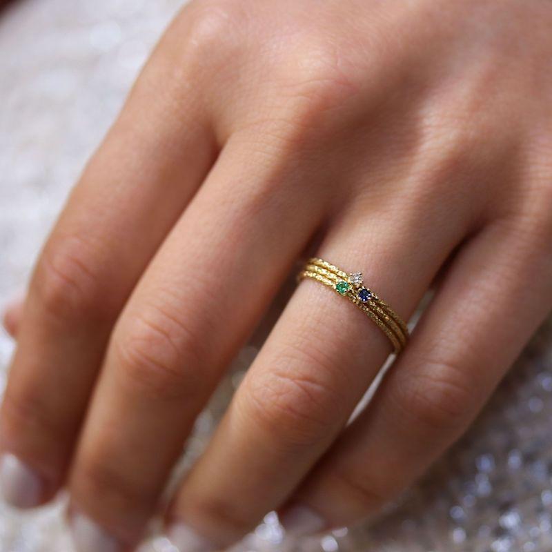 18k Tiny Twisted Emerald Ring - LoveAudryRose.com