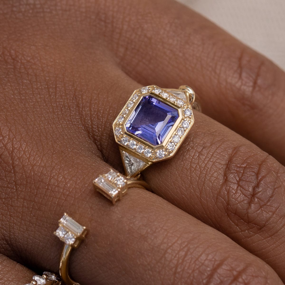 Browns tanzanite hot sale