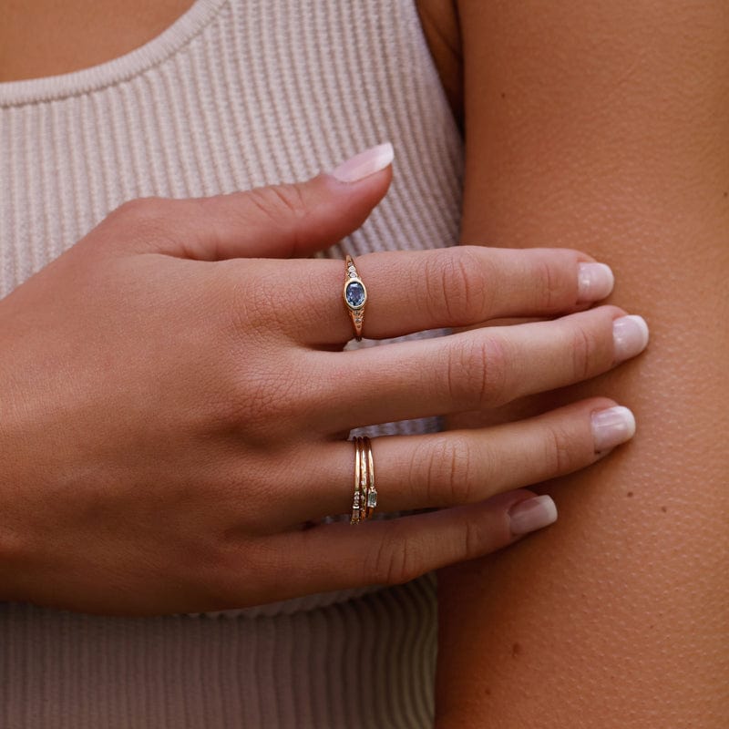 Starry Montana Sapphire Bezel Ring