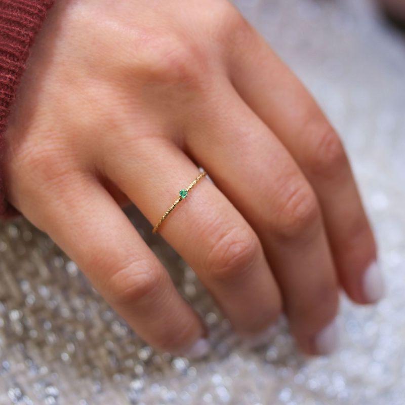 18k Tiny Twisted Emerald Ring - LoveAudryRose.com