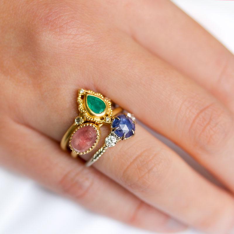 18k Emerald Venise Frame Ring