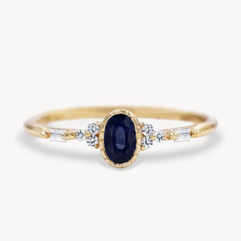 Blue Sapphire Oval Poeme Ring